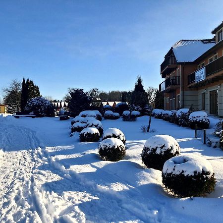 Hotel Sloneczny Brzeg Biskupiec  Luaran gambar