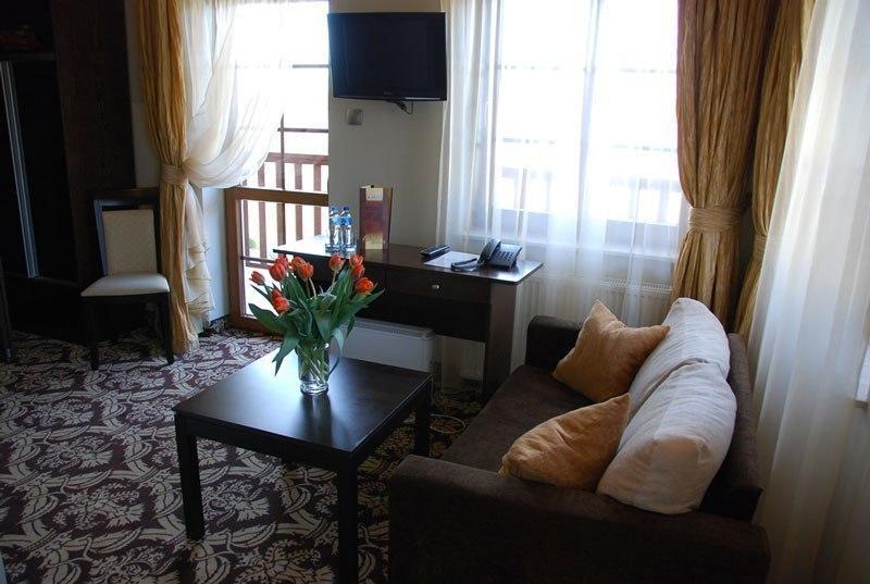 Hotel Sloneczny Brzeg Biskupiec  Bilik gambar