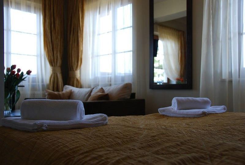 Hotel Sloneczny Brzeg Biskupiec  Bilik gambar