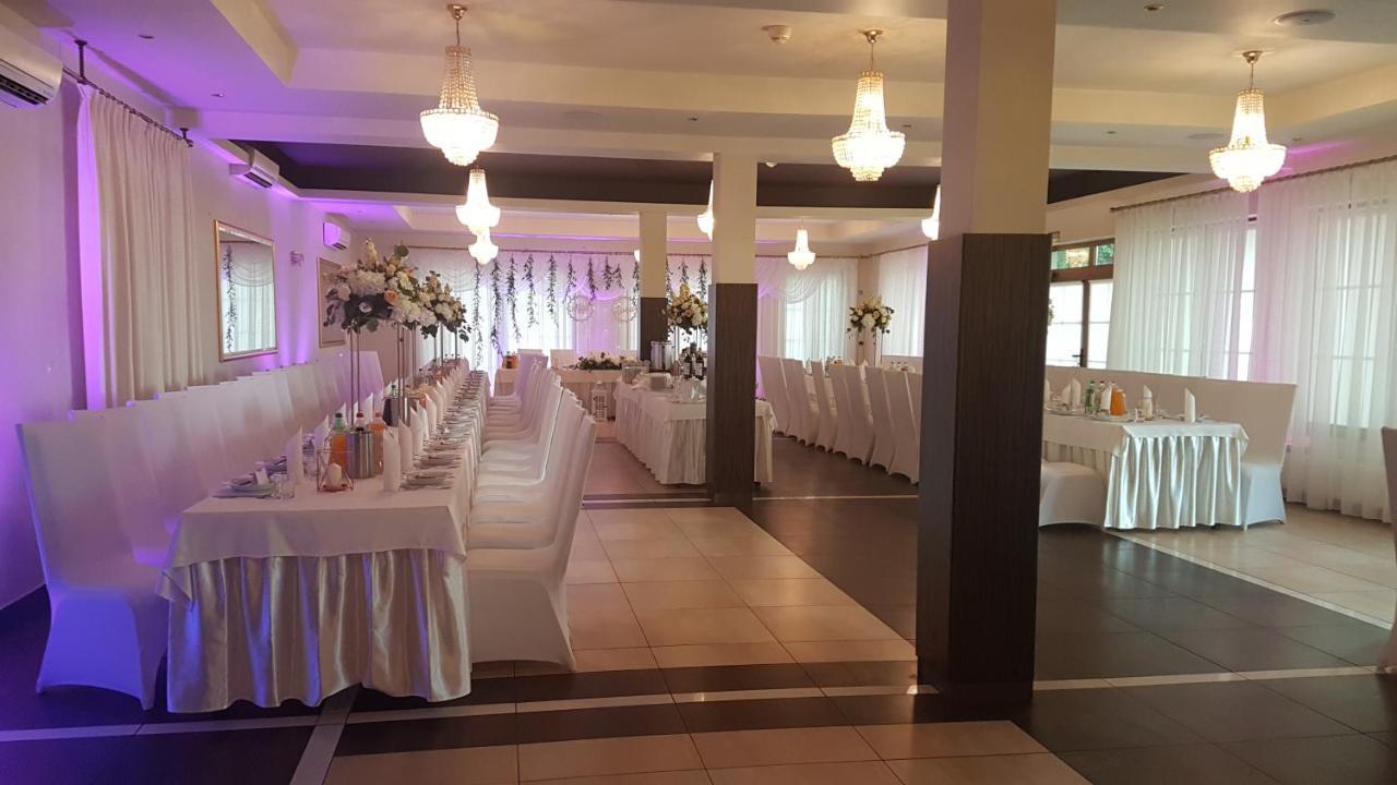 Hotel Sloneczny Brzeg Biskupiec  Luaran gambar
